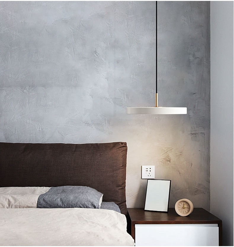 Светильник DZN-45910 БЕЛЫЙ+ЗОЛОТО ` D300*40/H1200/1/LED/18W/4000K , аналог (Umage, Asteria)