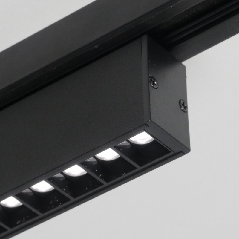 Трековый светильник линейный 18W черный Лайнер2 GRILL